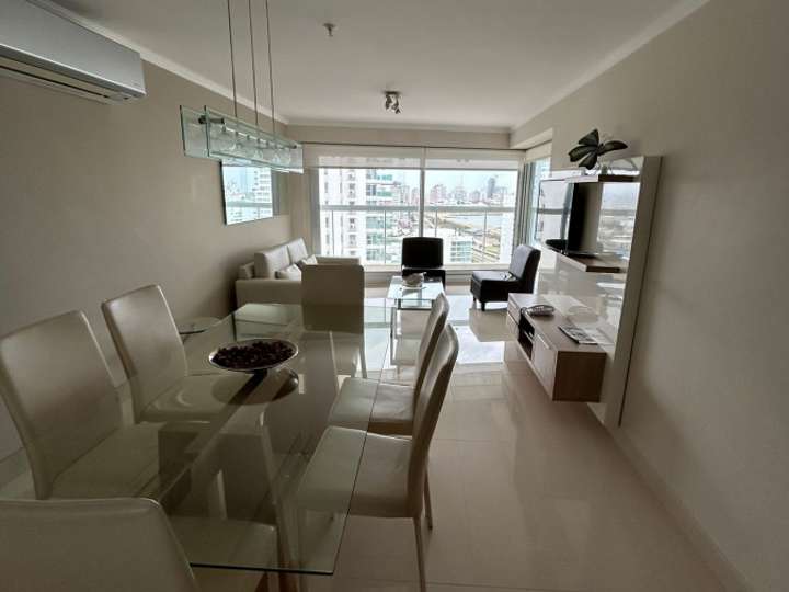 Apartamento en venta en California, Punta Del Este