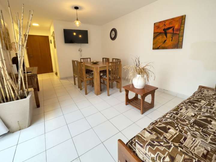 Apartamento en alquiler en El Mesana, Punta Del Este