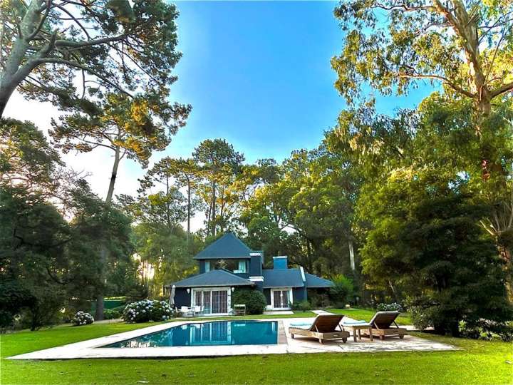 Casa en venta en Pinares, Maldonado