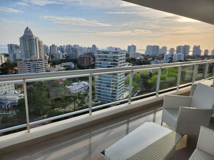 Apartamento en venta en Punta Del Este