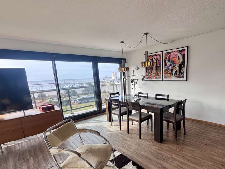 Apartamento en venta en Pasaje Cristóbal Echevarriarza, Montevideo