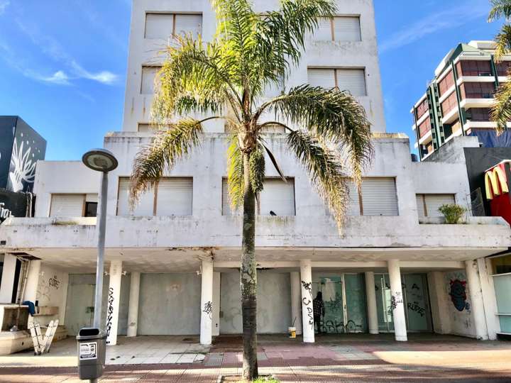 Terreno en venta en El Mesana (Calle 24), Punta Del Este