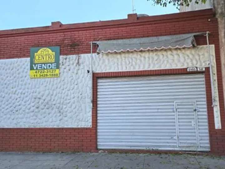 Comercial / Tienda en venta en 57 - 25 de Mayo, 7601, Villa José León Suárez