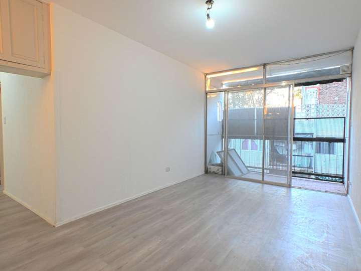 Departamento en venta en 724 - Hugo Zeyen, Ciudad Jardín Lomas del Palomar