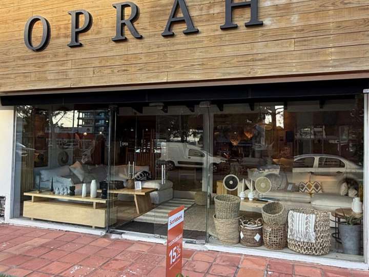 Comercial / Tienda en venta en Patagonia, Punta Del Este