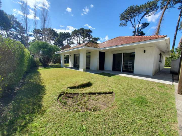 Casa en venta en Garcilaso de La Vega, Punta Del Este