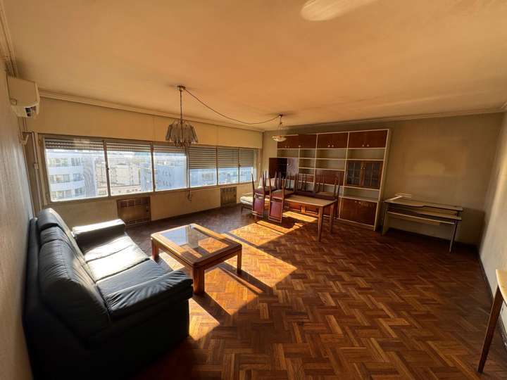 Apartamento en venta en Avenida Libertador Brigadier General Lavalleja, Montevideo