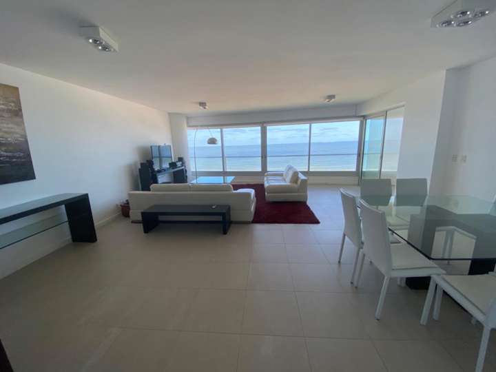 Apartamento en venta en Punta Del Este