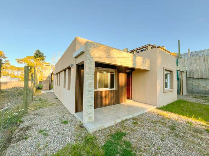 Casa en venta en Divina Comedia, Maldonado