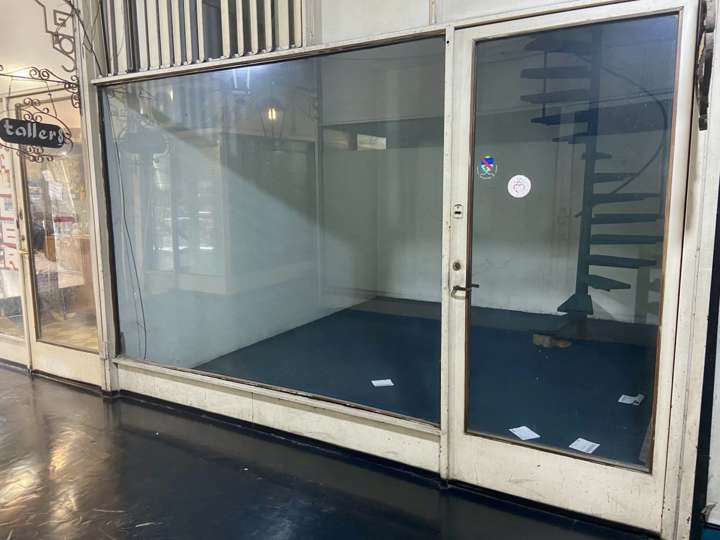 Comercial / Tienda en venta en Avenida 18 de Julio, Montevideo