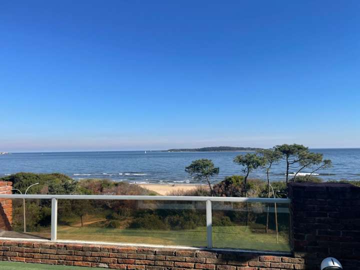 Apartamento en venta en Rambla Doctor Claudio Williman, Maldonado