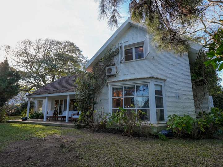 Casa en venta en Rambla Doctor Claudio Williman, Maldonado