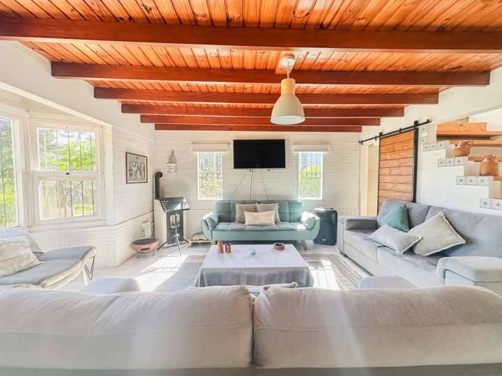Casa en venta en Enrique Amorín, San Rafael - El Placer