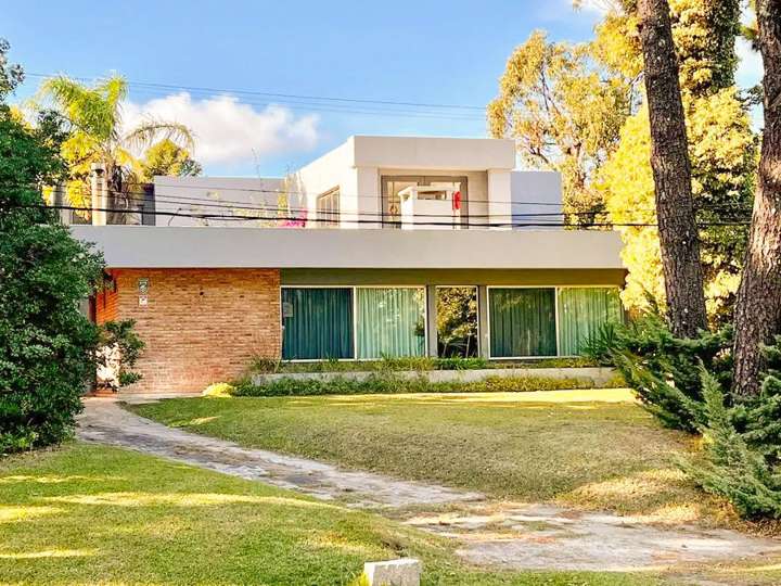 Casa en venta en Pinares, Maldonado