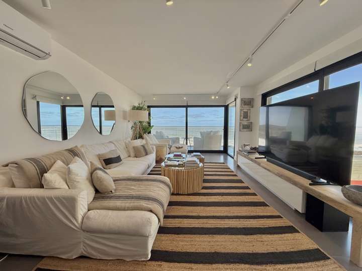 Apartamento en venta en Rambla General Artigas, Maldonado