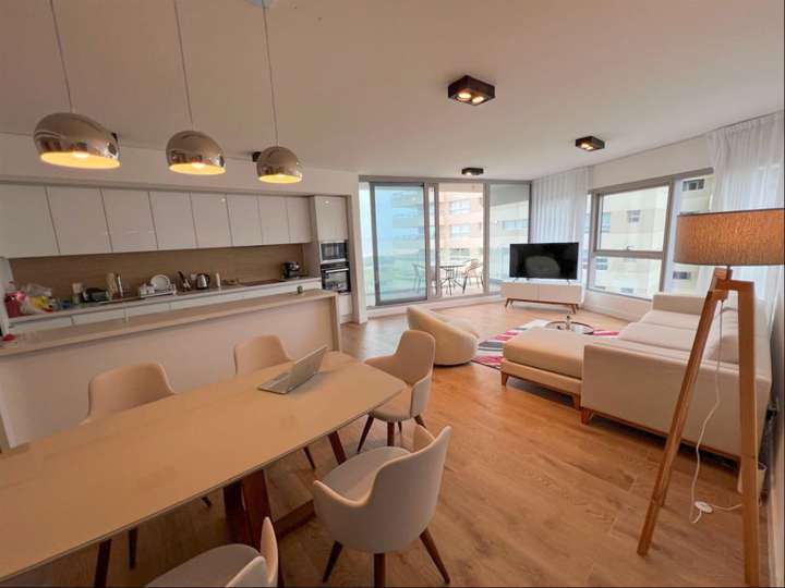 Apartamento en alquiler en Centro, Montevideo