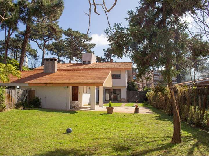 Casa en alquiler en Biarritz, Maldonado