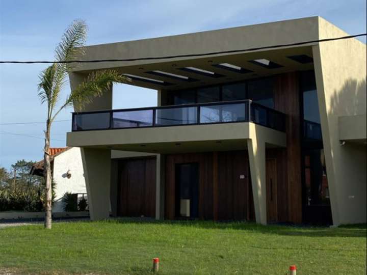 Casa en alquiler en Capricornio, Maldonado