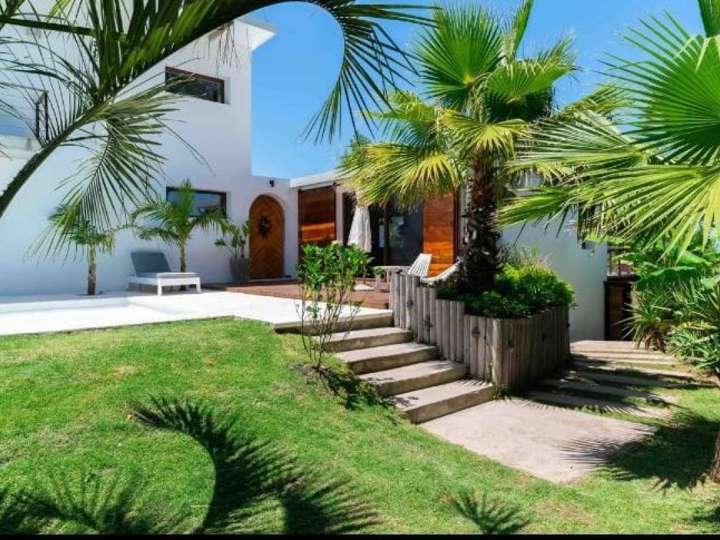 Casa en alquiler en Exeter, La Barra