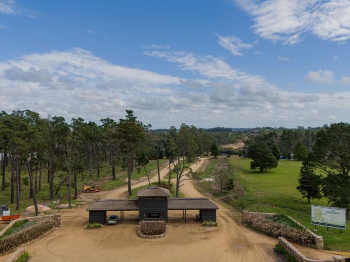 Terreno en venta en Camino del Cerro Eguzquiza, Maldonado