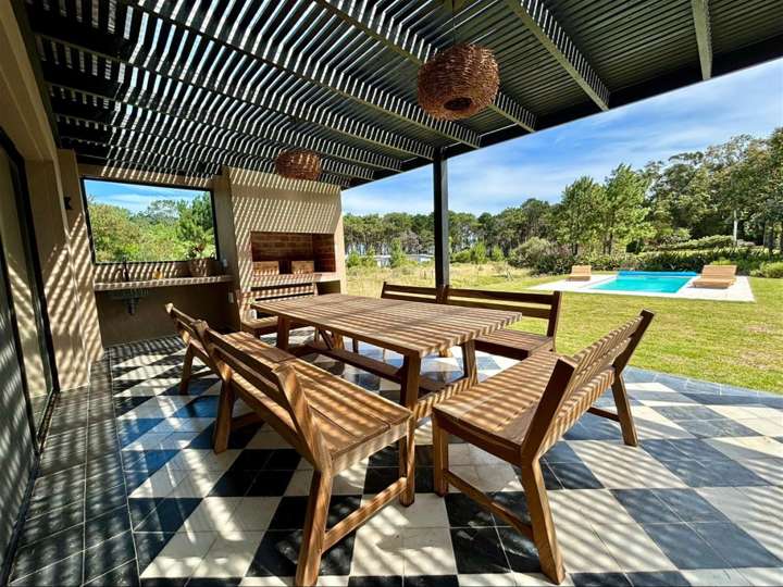 Casa en venta en Los Baguales, Maldonado