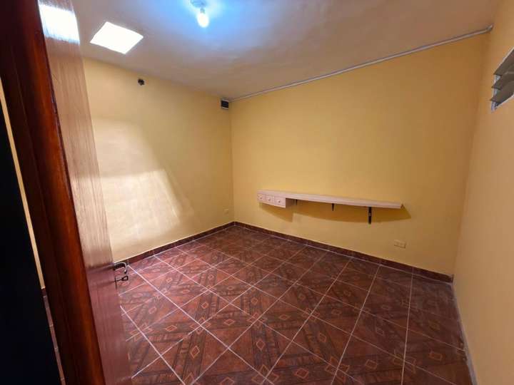 Edificio en alquiler en Weizman, 1758, Buenos Aires