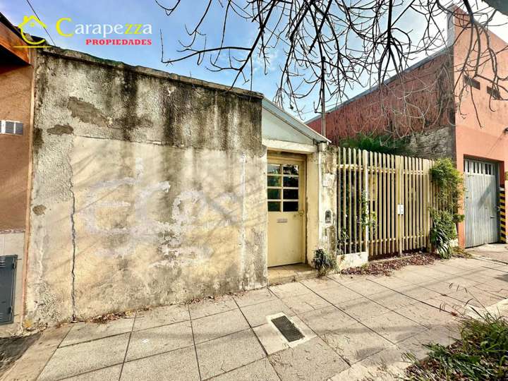 Casa en venta en 139 - Presidente Mont, 2542, Buenos Aires