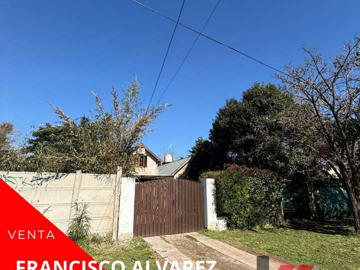 Casa en venta en General Conesa, Francisco Álvarez