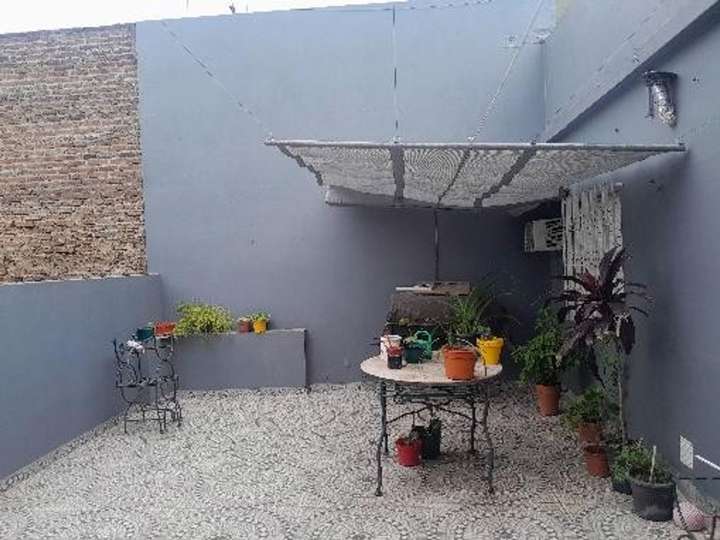 Casa en venta en Polonia, 33, La Tablada