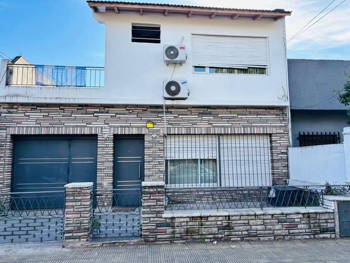 Casa en venta en Irigoyen, 2549, Ciudad Autónoma de Buenos Aires