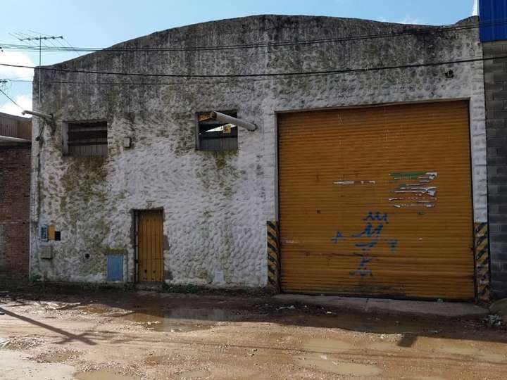 Comercial / Tienda en alquiler en Presidente Quintana, Buenos Aires