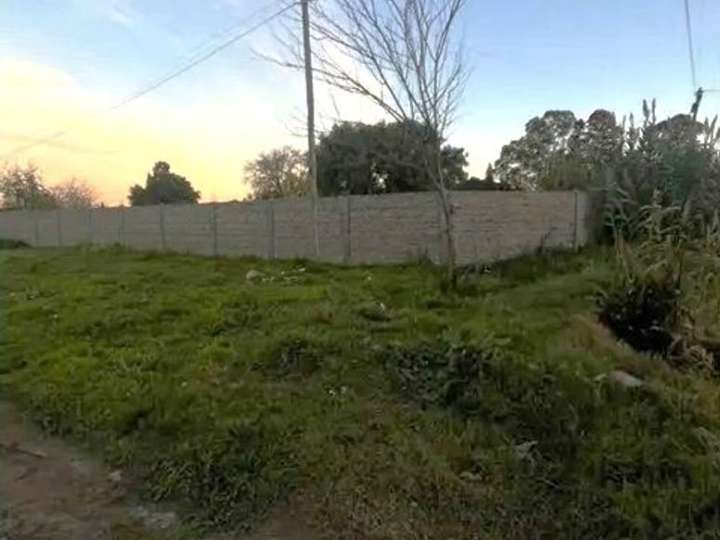 Terreno en venta en Empedrado, Mariano Acosta