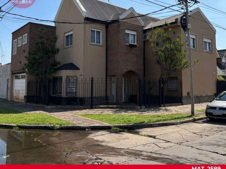 Casa en venta en Avenida Directorio, 3699, Ciudad Autónoma de Buenos Aires