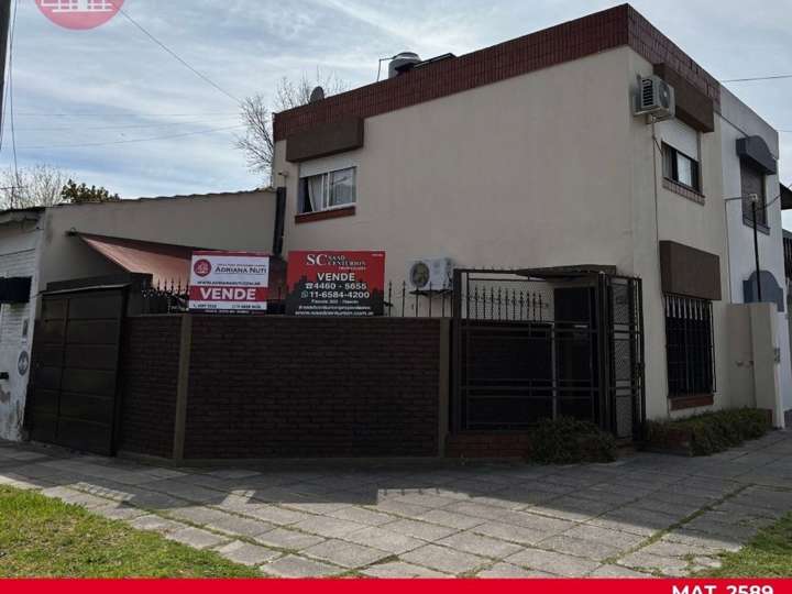 Casa en venta en Santa Fe, 524, Buenos Aires