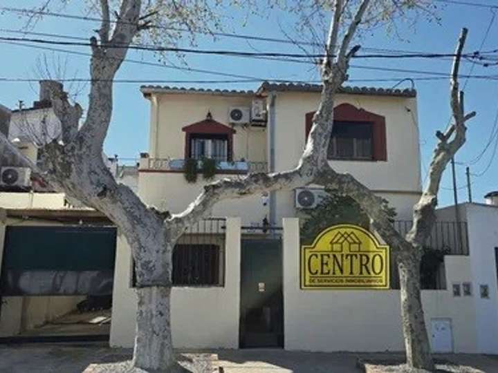 Casa en venta en 63 - General Frías, 7775, Villa José León Suárez