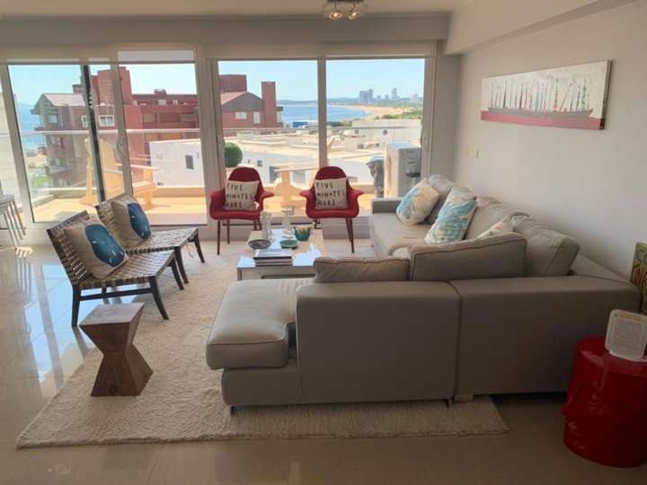Apartamento en venta en Rambla Doctor Claudio Williman, Maldonado