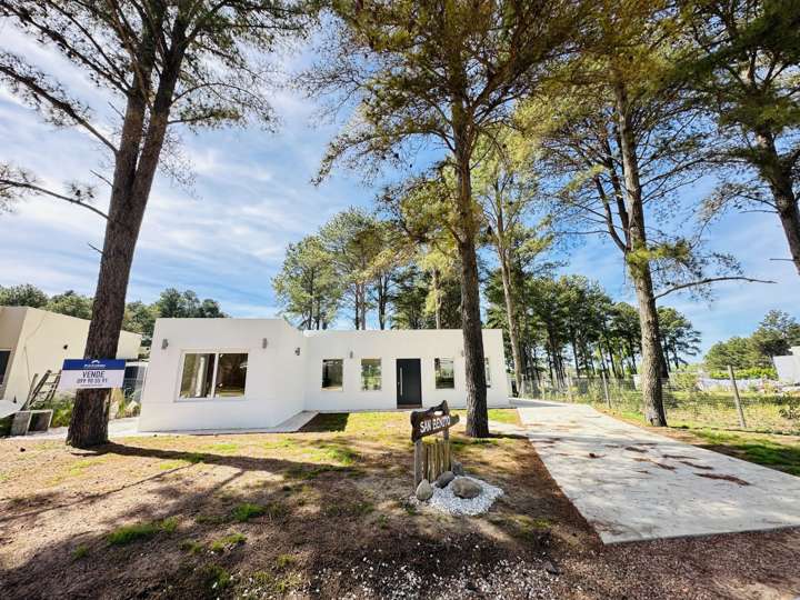 Casa en venta en Mar Azul, Maldonado