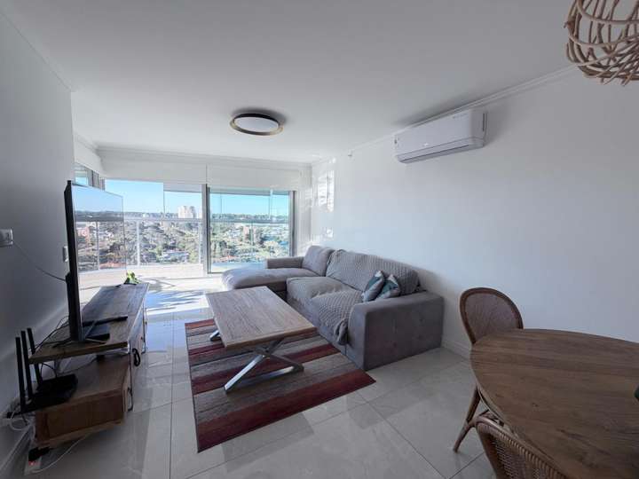 Apartamento en venta en Rambla Doctor Claudio Williman, Maldonado
