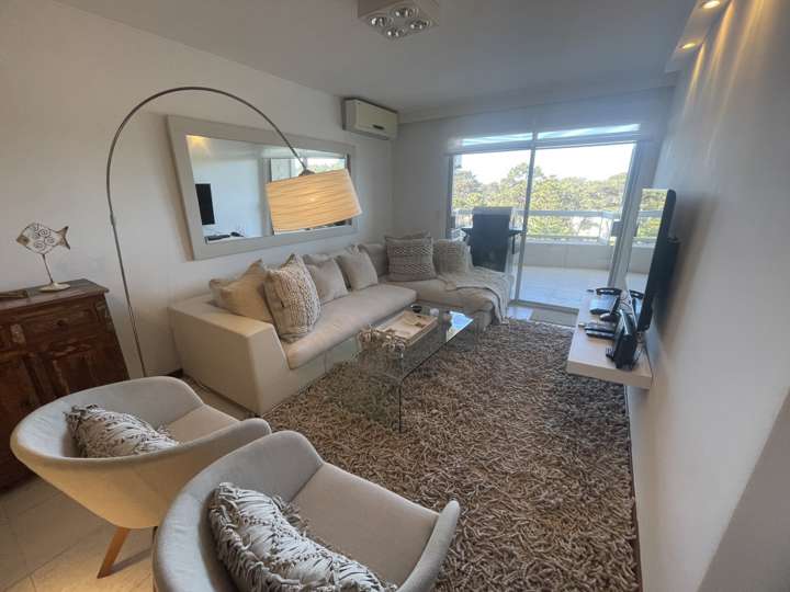 Apartamento en venta en Avenida Orlando Pedragosa Sierra, Maldonado