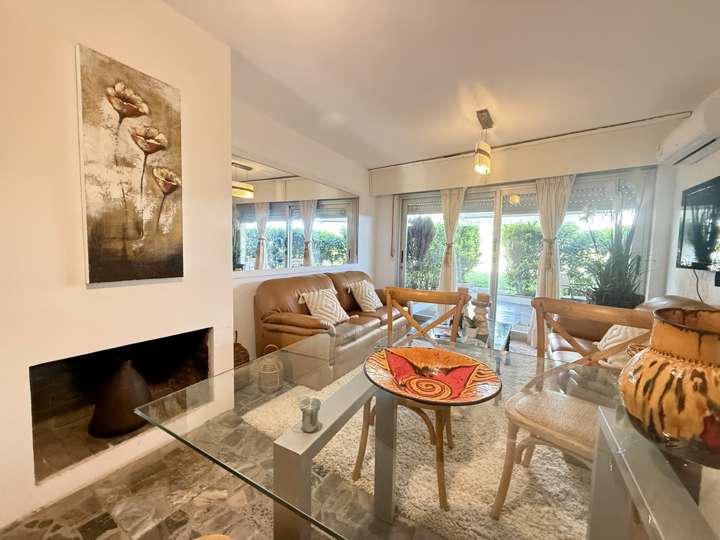 Apartamento en venta en Pinares, Maldonado