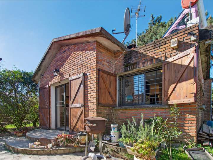 Casa en venta en Avenida Ingeniero Luis Giannattasio, Canelones