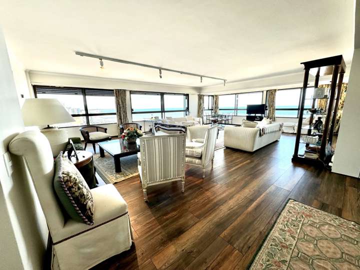 Apartamento en venta en Los Muergos (Calle 27), Maldonado