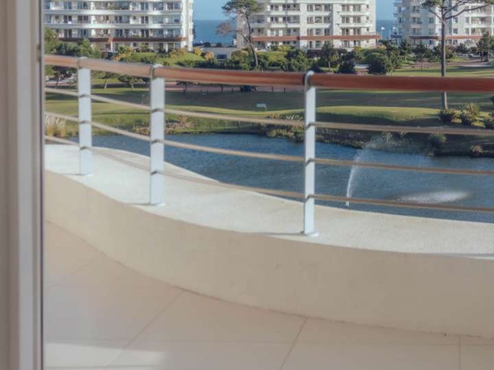 Apartamento en venta en Punta Ballena