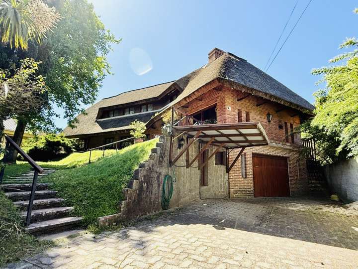 Casa en venta en Pinares, Maldonado