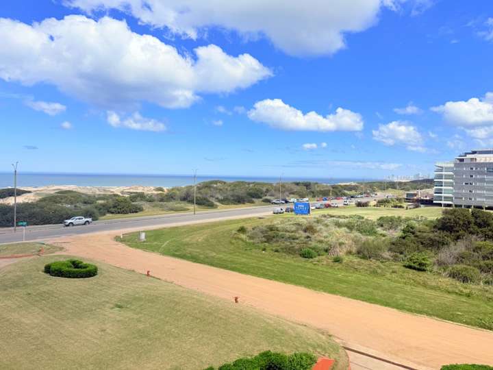 Apartamento en venta en Antonio Van Dick, Maldonado