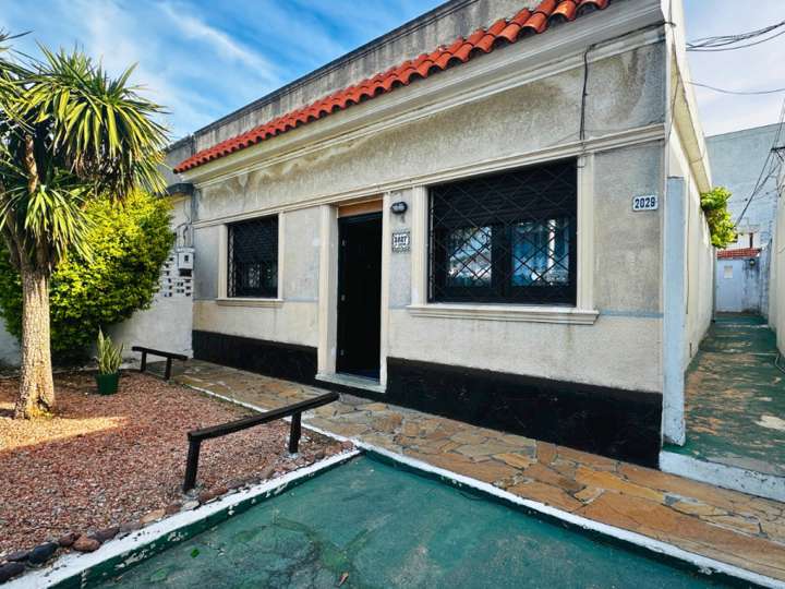 Casa en venta en Dionisio López, Montevideo