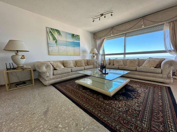 Apartamento en venta en Gorlero, Maldonado