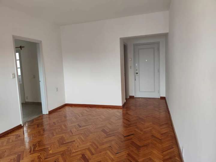 Apartamento en venta en Reconquista, Montevideo