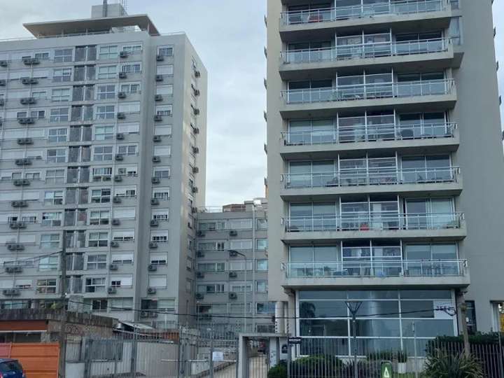 Apartamento en venta en Rambla Concepción del Uruguay, Montevideo