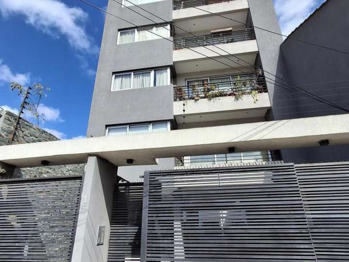 Departamento en alquiler en Avenida Alsina, 15, Buenos Aires